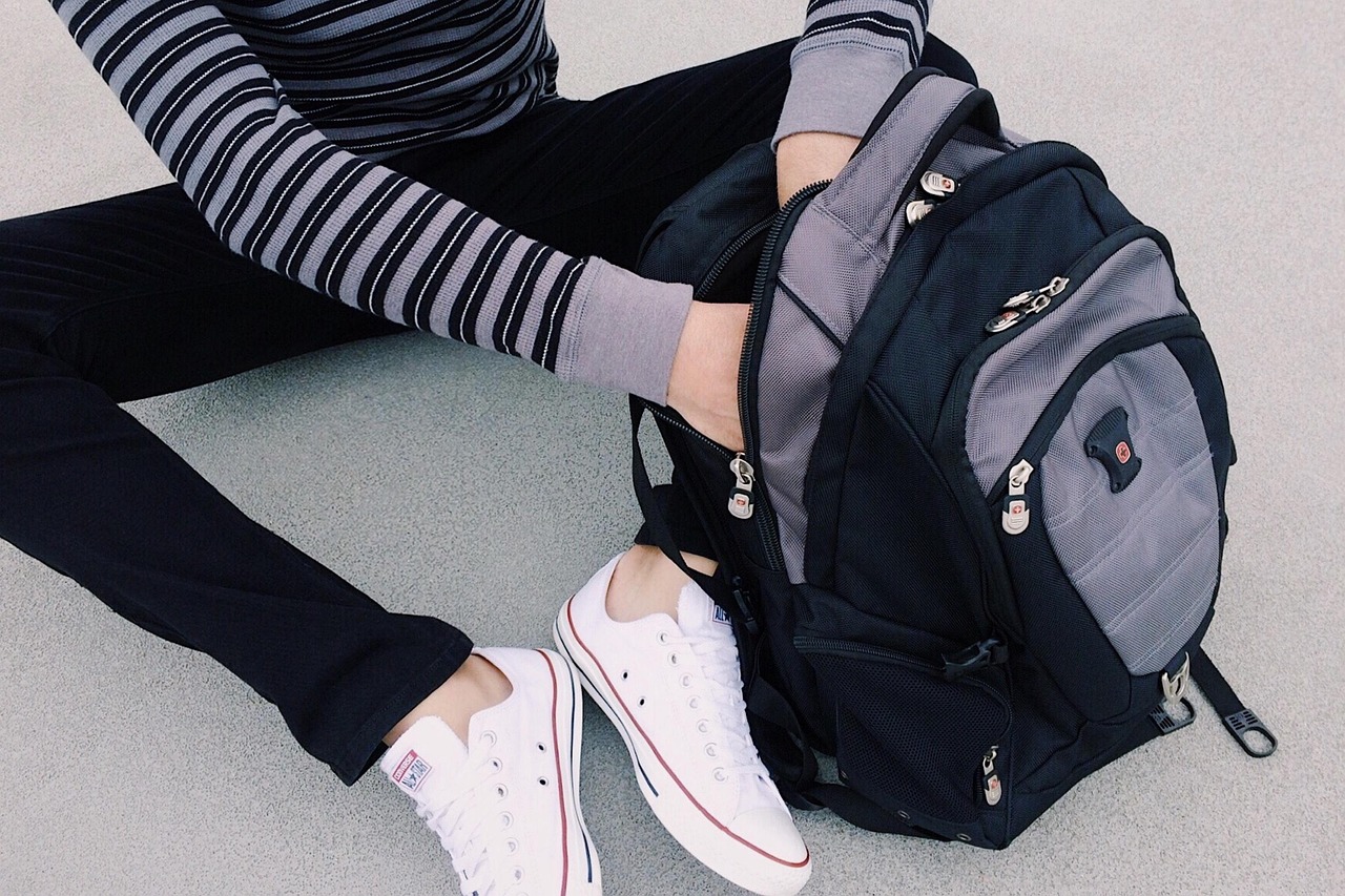 student-2792646_1280